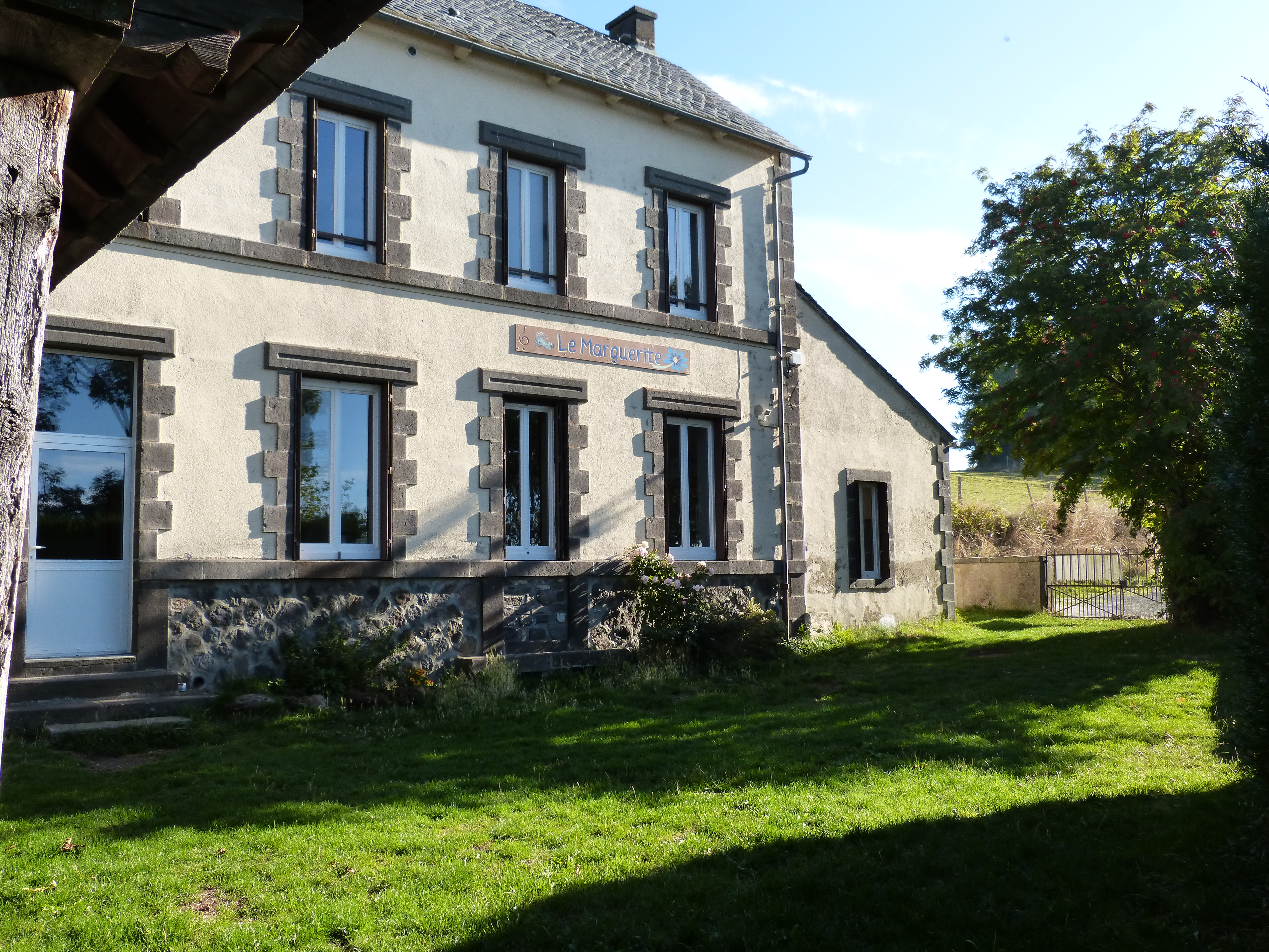 Gites De Groupe Puy De Dome