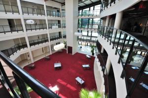 AZ RESIDENCES