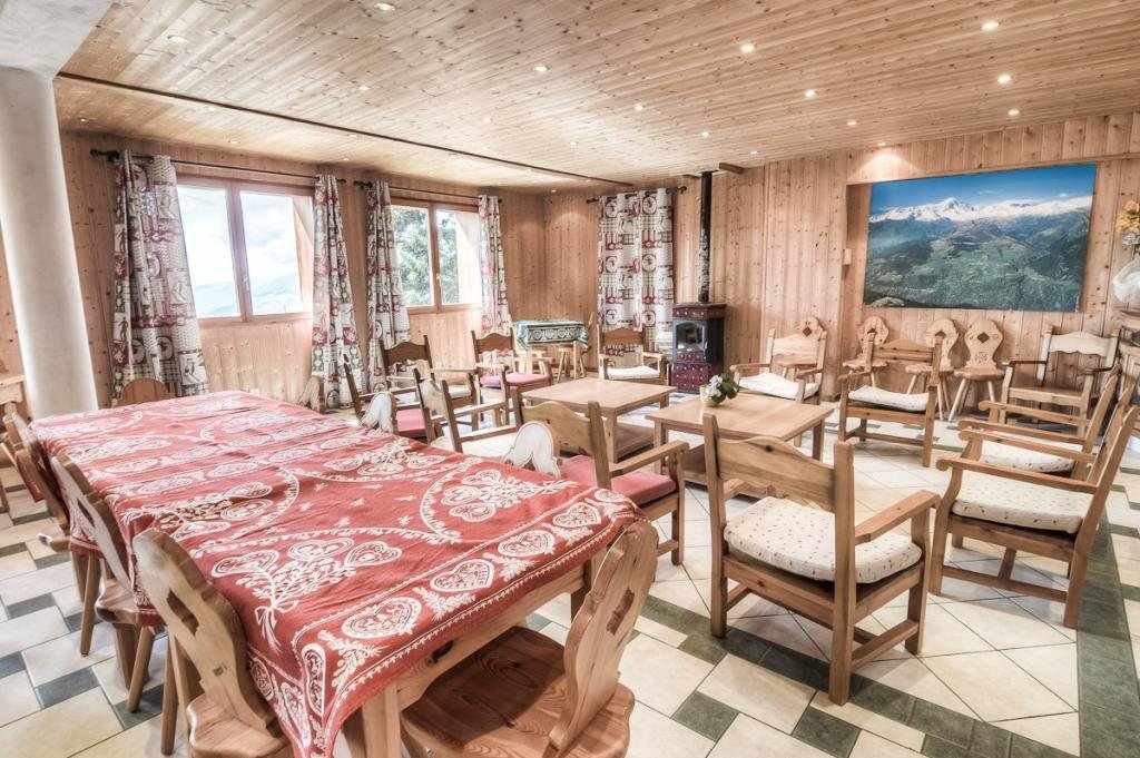 Chalet le Tyrol : location gite Savoie - Gitedegroupe.fr