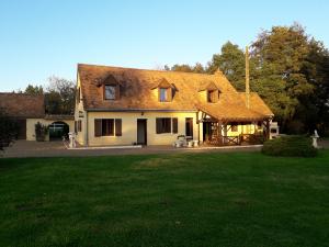 Gîte Le Val d'Argance, 14 personnes proche Zoo de la Flèche, 24h du Mans