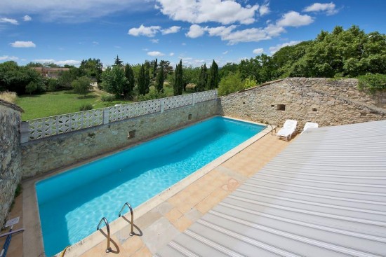 Grand gîte  de groupe Chez Fanny dans le Gard