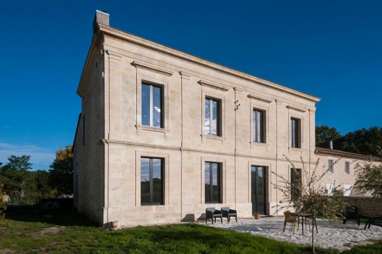 VILLA COURREAU