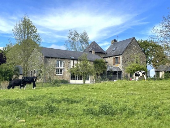 Manoir De Crux