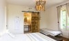 Baccara Lodge